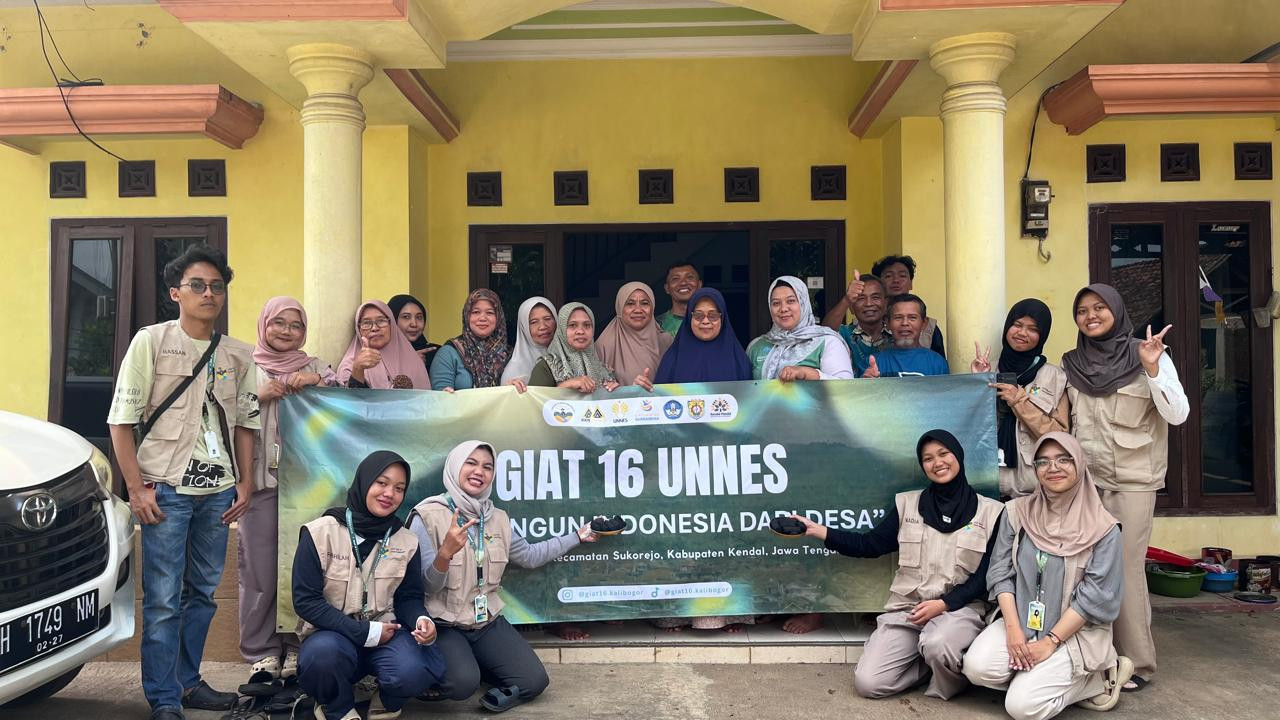 Sosialisasi Pembuatan Briket dari Bonggol Jagung di RW 002 Desa Kalibogor